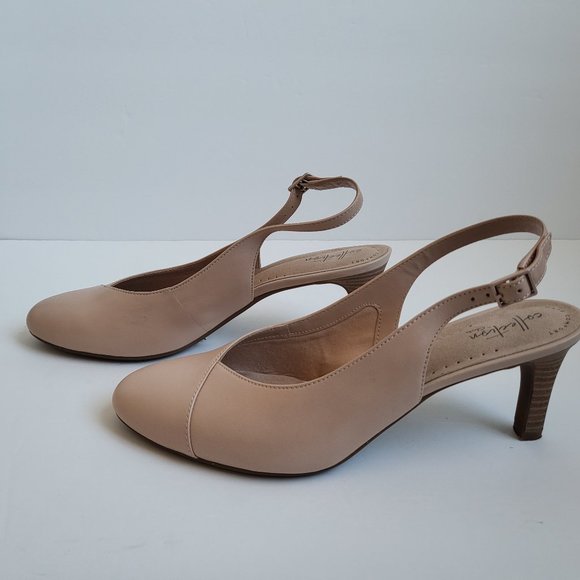 Clarks Collection Shoes Sandals Heels Womens Sz 11M Adjustable Sling Back Beige - Picture 1 of 14
